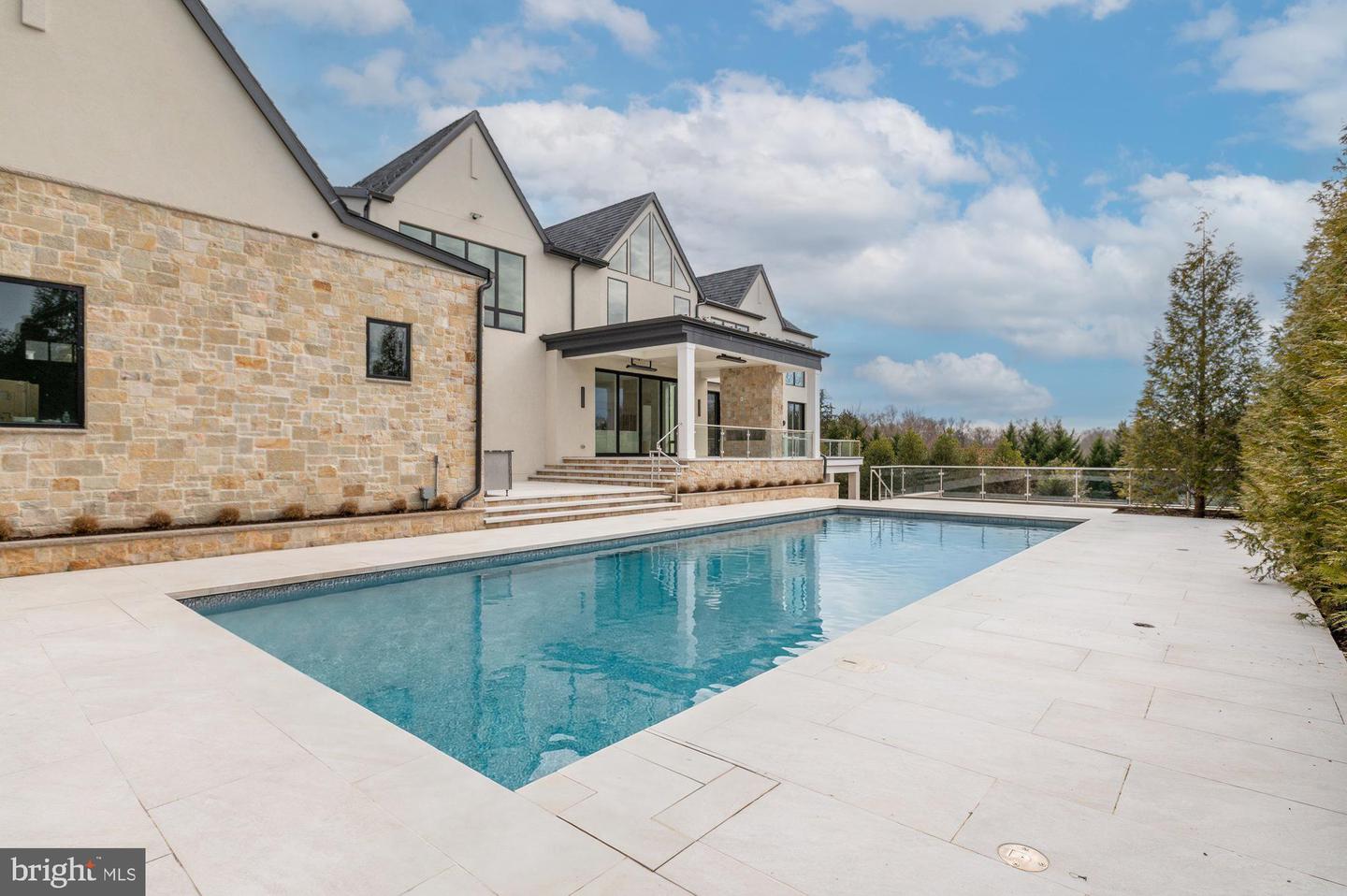 1306 BALLANTRAE CT, MCLEAN, Virginia 22101, 6 Bedrooms Bedrooms, 26 Rooms Rooms,8 BathroomsBathrooms,Residential,For sale,1306 BALLANTRAE CT,VAFX2289520 MLS # VAFX2289520