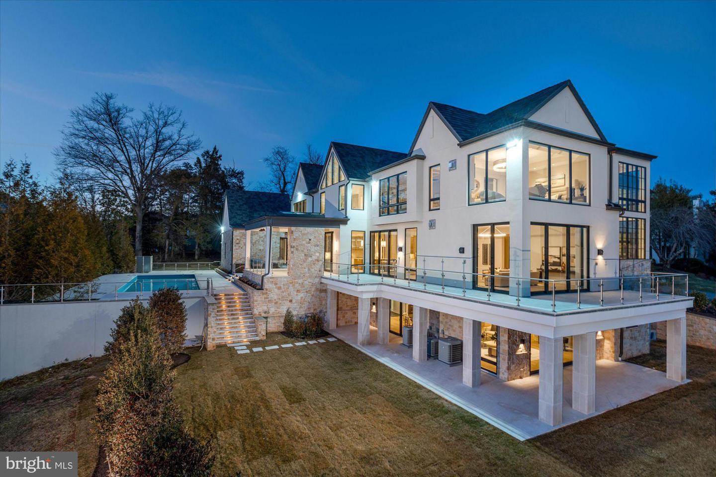 1306 BALLANTRAE CT, MCLEAN, Virginia 22101, 6 Bedrooms Bedrooms, 26 Rooms Rooms,8 BathroomsBathrooms,Residential,For sale,1306 BALLANTRAE CT,VAFX2289520 MLS # VAFX2289520