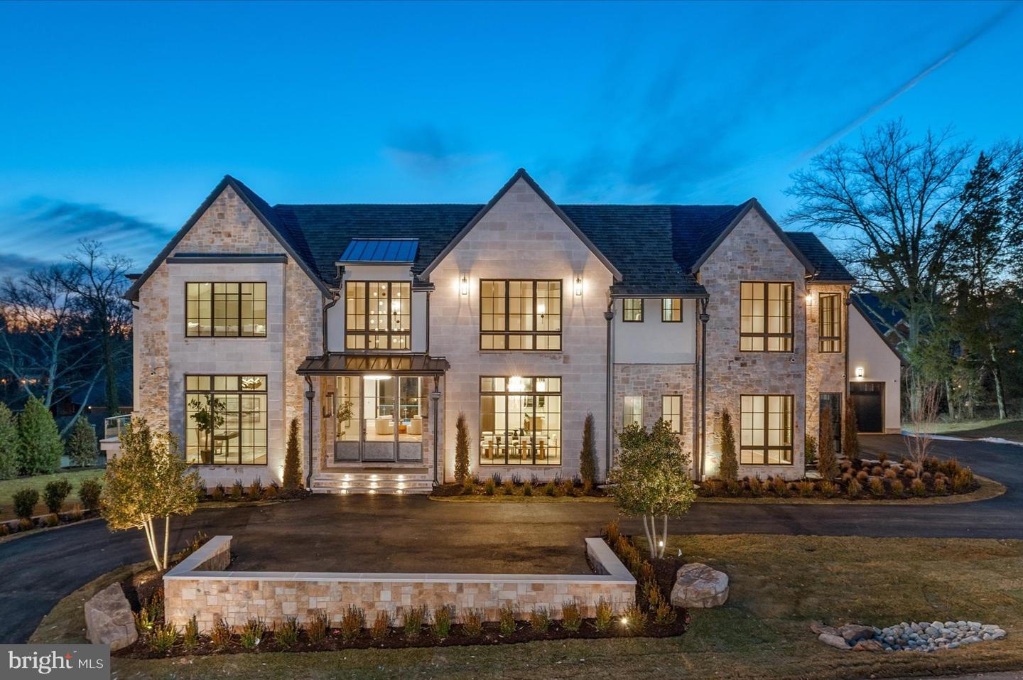 1306 BALLANTRAE CT, MCLEAN, Virginia 22101, 6 Bedrooms Bedrooms, 26 Rooms Rooms,8 BathroomsBathrooms,Residential,For sale,1306 BALLANTRAE CT,VAFX2289520 MLS # VAFX2289520