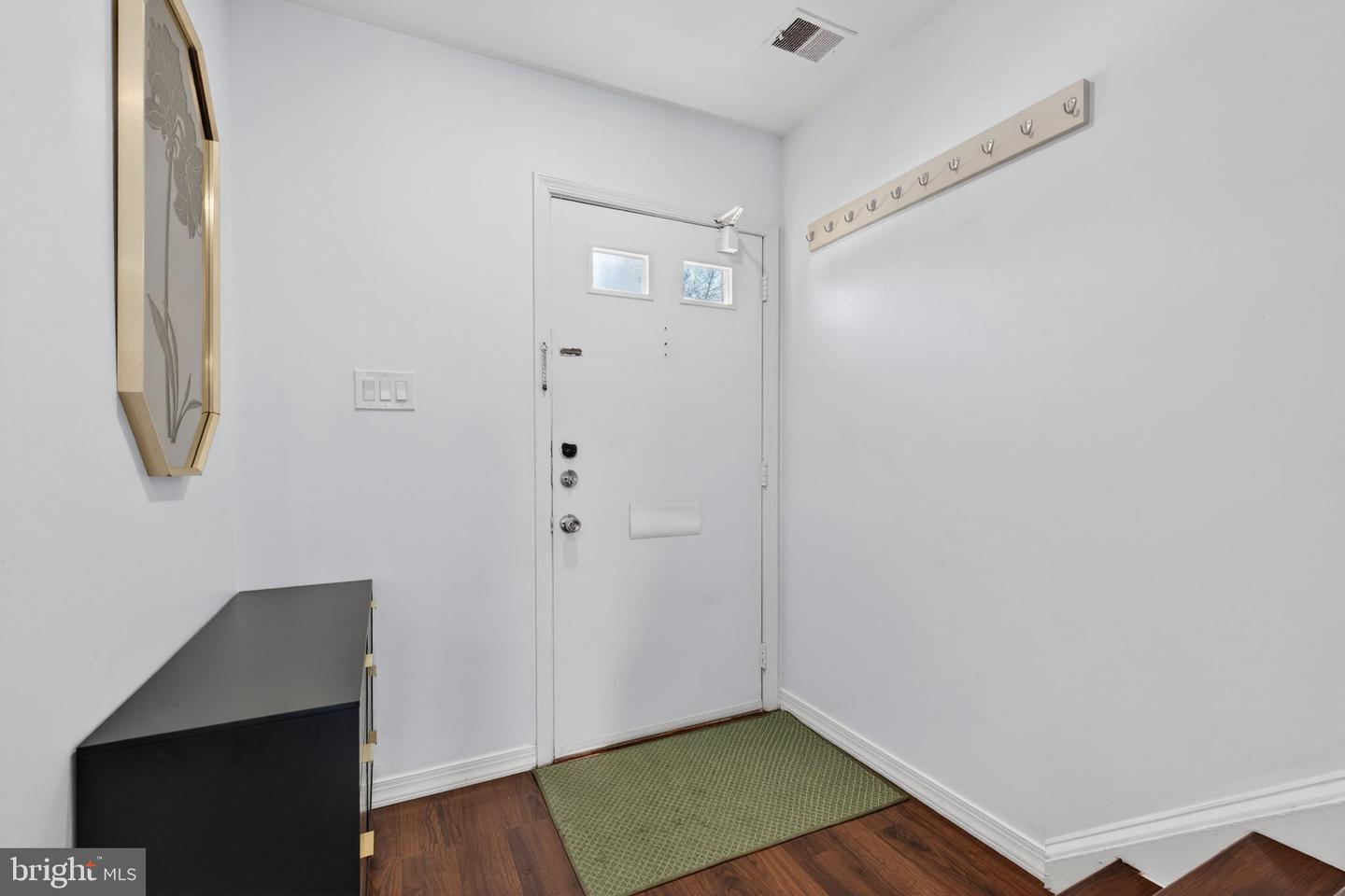 8526 FORRESTER BLVD #890, SPRINGFIELD, Virginia 22152, 2 Bedrooms Bedrooms, 4 Rooms Rooms,1 BathroomBathrooms,Residential,For sale,8526 FORRESTER BLVD #890,VAFX2289732 MLS # VAFX2289732 8526 FORRESTER BLVD #890, SPRINGFIELD, Virginia 22152, 2 Bedrooms Bedrooms, 4 Rooms Rooms,1 BathroomBathrooms,Residential,For sale,8526 FORRESTER BLVD #890,VAFX2289732 MLS # VAFX2289732