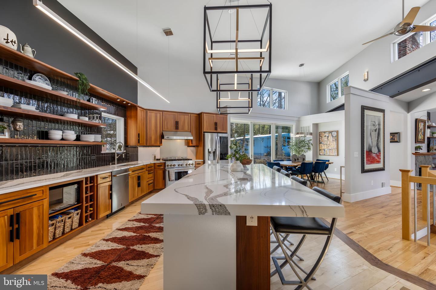 3421 FIDDLERS GRN, FALLS CHURCH, Virginia 22044, 5 Bedrooms Bedrooms, ,3 BathroomsBathrooms,Residential,For sale,3421 FIDDLERS GRN,VAFX2289822 MLS # VAFX2289822