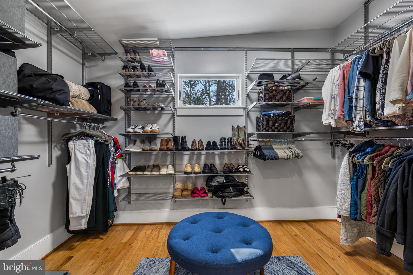 3421 FIDDLERS GRN, FALLS CHURCH, Virginia 22044, 5 Bedrooms Bedrooms, ,3 BathroomsBathrooms,Residential,For sale,3421 FIDDLERS GRN,VAFX2289822 MLS # VAFX2289822