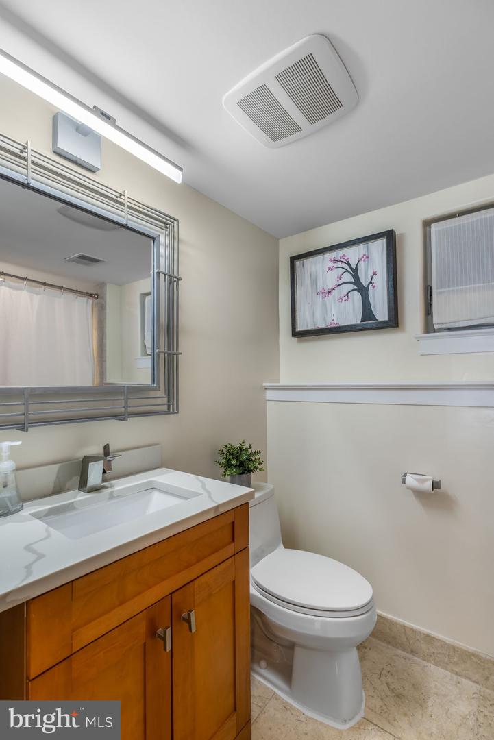 3421 FIDDLERS GRN, FALLS CHURCH, Virginia 22044, 5 Bedrooms Bedrooms, ,3 BathroomsBathrooms,Residential,For sale,3421 FIDDLERS GRN,VAFX2289822 MLS # VAFX2289822