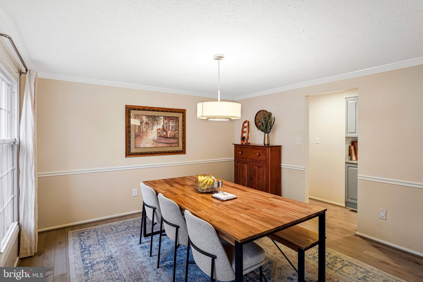 10720 BURR OAK WAY, BURKE, Virginia 22015, 5 Bedrooms Bedrooms, ,2 BathroomsBathrooms,Residential,For sale,10720 BURR OAK WAY,VAFX2289832 MLS # VAFX2289832