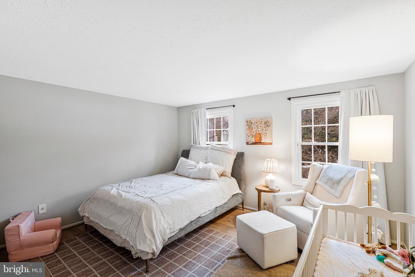 10720 BURR OAK WAY, BURKE, Virginia 22015, 5 Bedrooms Bedrooms, ,2 BathroomsBathrooms,Residential,For sale,10720 BURR OAK WAY,VAFX2289832 MLS # VAFX2289832