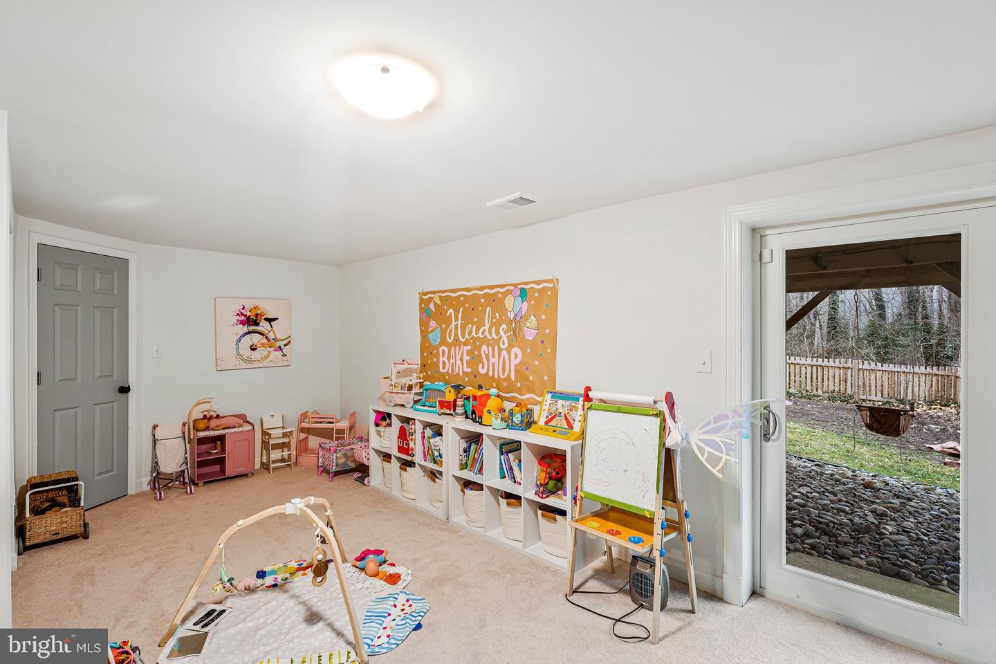 10720 BURR OAK WAY, BURKE, Virginia 22015, 5 Bedrooms Bedrooms, ,2 BathroomsBathrooms,Residential,For sale,10720 BURR OAK WAY,VAFX2289832 MLS # VAFX2289832