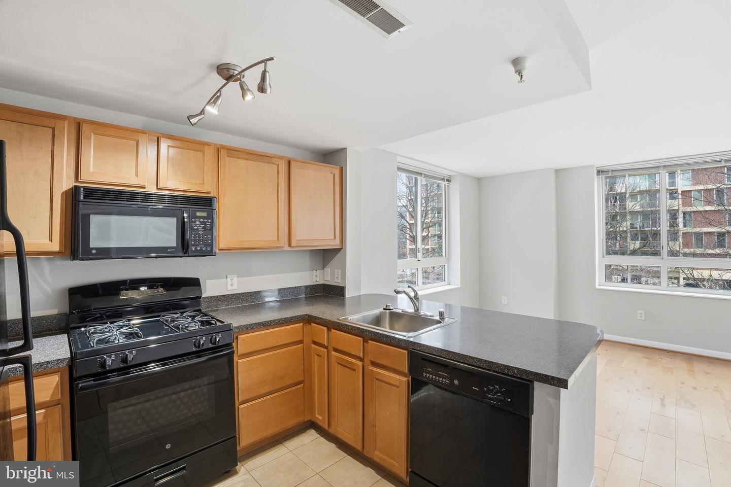 350 G ST SW #N302, WASHINGTON, District Of Columbia 20024, 2 Bedrooms Bedrooms, ,2 BathroomsBathrooms,Residential,For sale,350 G ST SW #N302,DCDC2245302 MLS # DCDC2245302 350 G ST SW #N302, WASHINGTON, District Of Columbia 20024, 2 Bedrooms Bedrooms, ,2 BathroomsBathrooms,Residential,For sale,350 G ST SW #N302,DCDC2245302 MLS # DCDC2245302