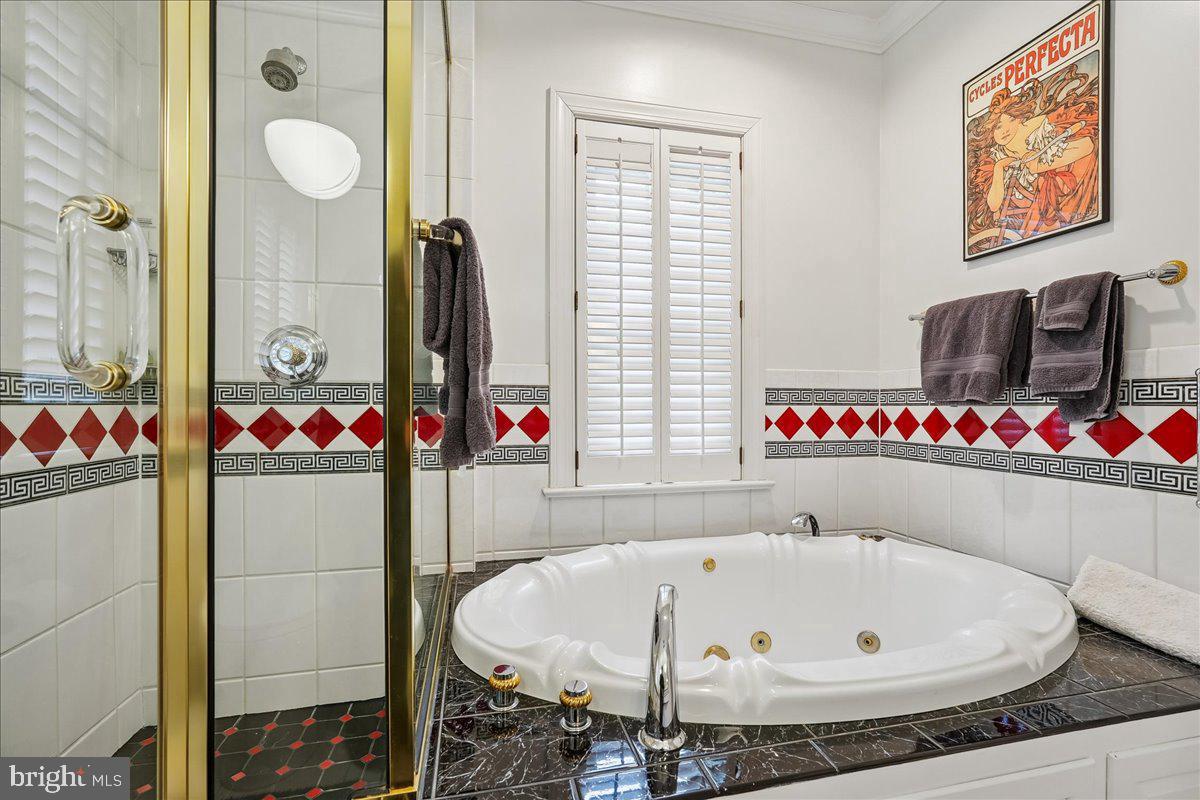 4708 LINNEAN AVE NW, WASHINGTON, District Of Columbia 20008, 4 Bedrooms Bedrooms, ,4 BathroomsBathrooms,Residential,For sale,4708 LINNEAN AVE NW,DCDC2245394 MLS # DCDC2245394