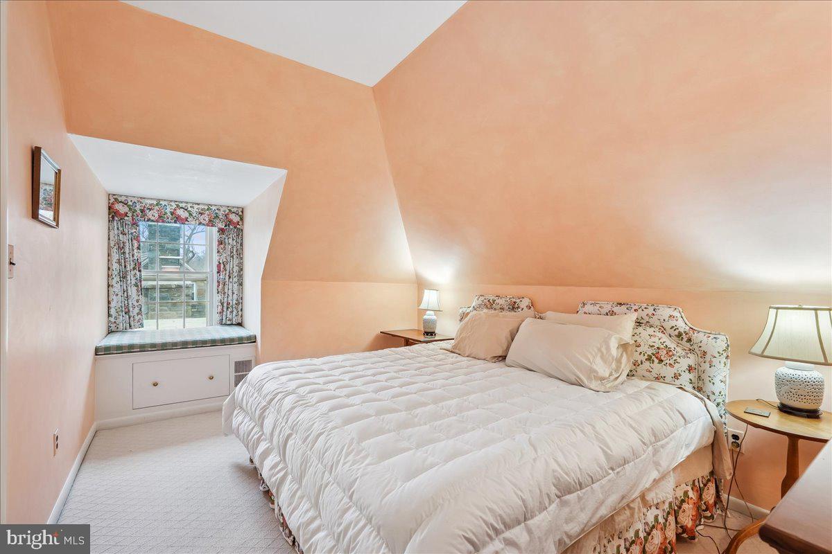 4708 LINNEAN AVE NW, WASHINGTON, District Of Columbia 20008, 4 Bedrooms Bedrooms, ,4 BathroomsBathrooms,Residential,For sale,4708 LINNEAN AVE NW,DCDC2245394 MLS # DCDC2245394