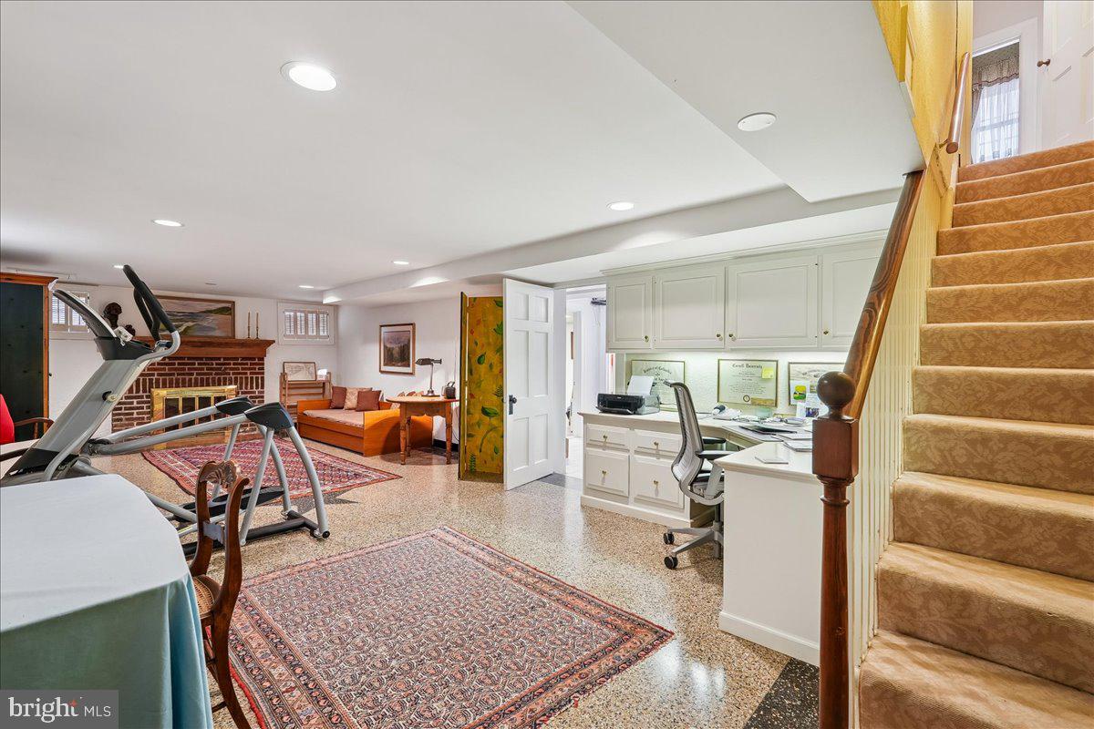 4708 LINNEAN AVE NW, WASHINGTON, District Of Columbia 20008, 4 Bedrooms Bedrooms, ,4 BathroomsBathrooms,Residential,For sale,4708 LINNEAN AVE NW,DCDC2245394 MLS # DCDC2245394