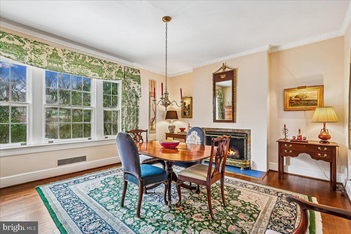 4708 LINNEAN AVE NW, WASHINGTON, District Of Columbia 20008, 4 Bedrooms Bedrooms, ,4 BathroomsBathrooms,Residential,For sale,4708 LINNEAN AVE NW,DCDC2245394 MLS # DCDC2245394