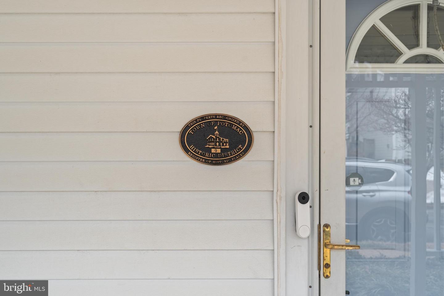 320 LAVERNE AVE, ALEXANDRIA, Virginia 22305, 3 Bedrooms Bedrooms, ,2 BathroomsBathrooms,Residential,For sale,320 LAVERNE AVE,VAAX2053976 MLS # VAAX2053976 320 LAVERNE AVE, ALEXANDRIA, Virginia 22305, 3 Bedrooms Bedrooms, ,2 BathroomsBathrooms,Residential,For sale,320 LAVERNE AVE,VAAX2053976 MLS # VAAX2053976