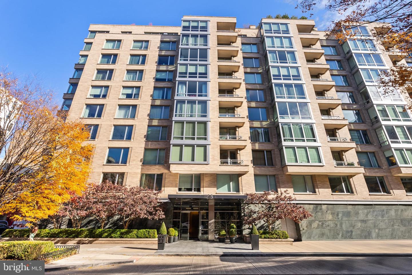 1155 23RD ST NW #7G, WASHINGTON, District Of Columbia 20037, 2 Bedrooms Bedrooms, ,3 BathroomsBathrooms,Residential,For sale,1155 23RD ST NW #7G,DCDC2245466 MLS # DCDC2245466