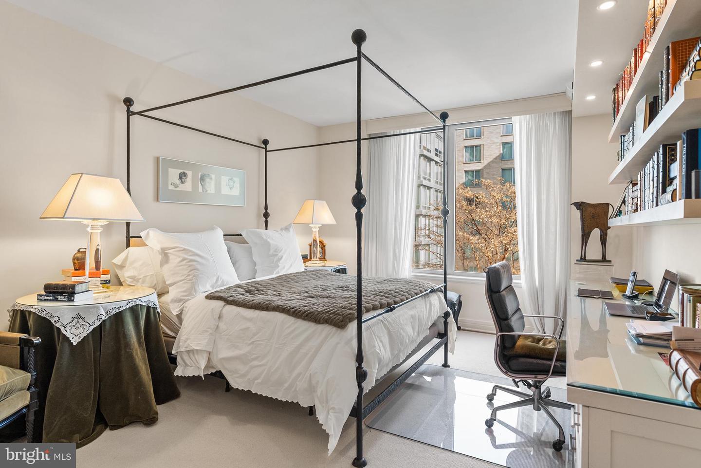 1155 23RD ST NW #7G, WASHINGTON, District Of Columbia 20037, 2 Bedrooms Bedrooms, ,3 BathroomsBathrooms,Residential,For sale,1155 23RD ST NW #7G,DCDC2245466 MLS # DCDC2245466