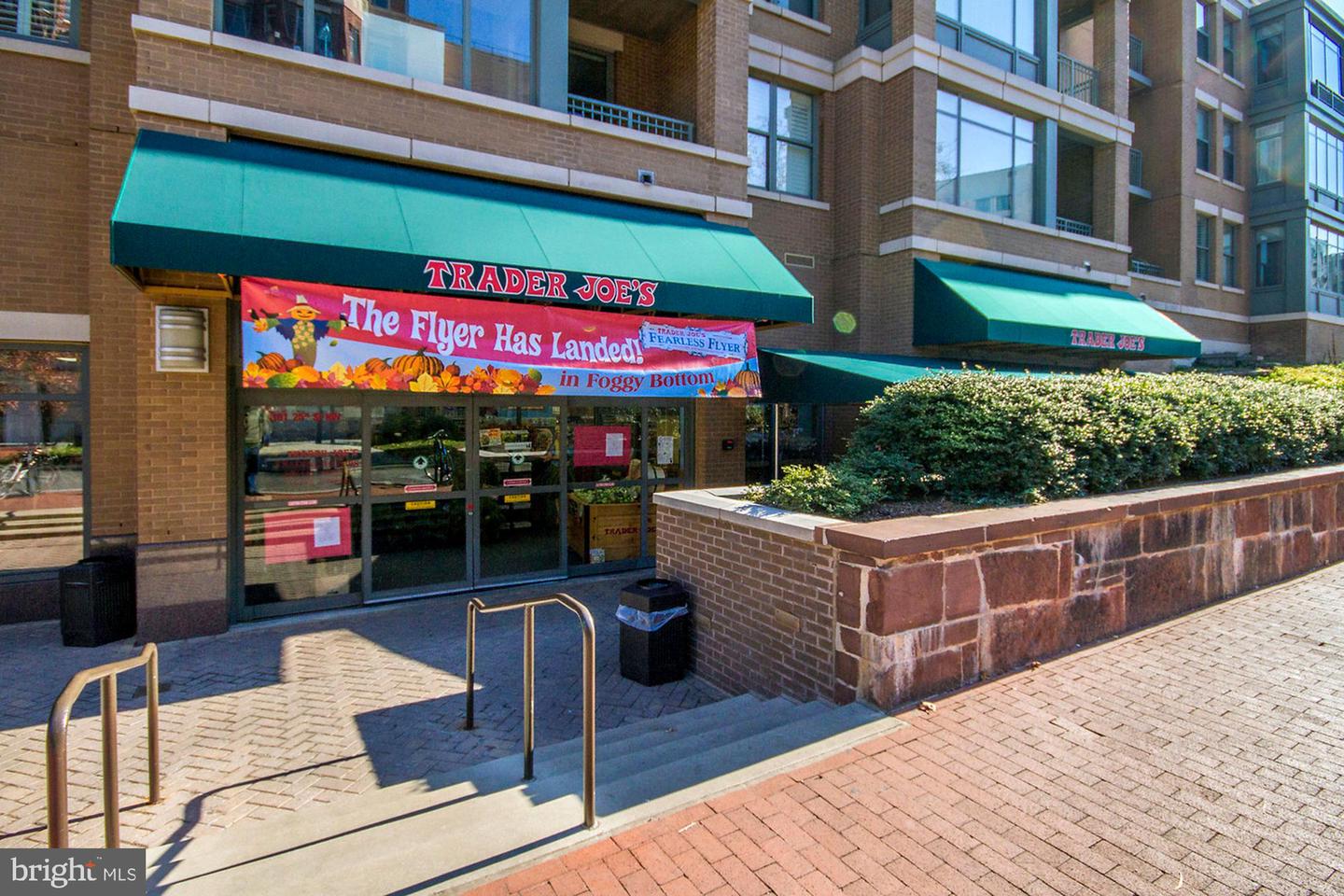 1155 23RD ST NW #7G, WASHINGTON, District Of Columbia 20037, 2 Bedrooms Bedrooms, ,3 BathroomsBathrooms,Residential,For sale,1155 23RD ST NW #7G,DCDC2245466 MLS # DCDC2245466