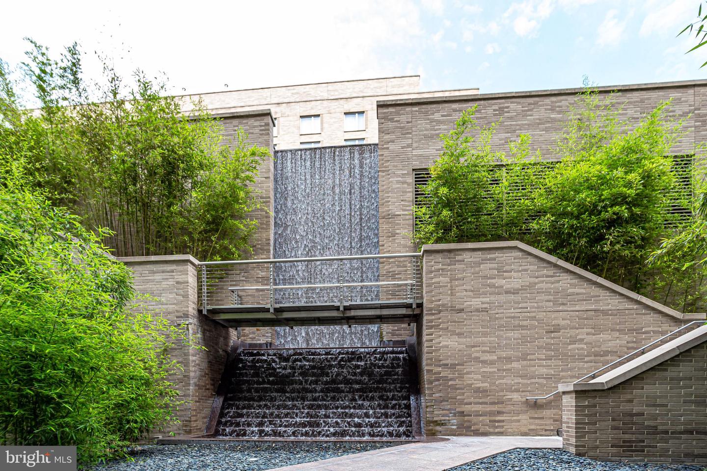 1155 23RD ST NW #7G, WASHINGTON, District Of Columbia 20037, 2 Bedrooms Bedrooms, ,3 BathroomsBathrooms,Residential,For sale,1155 23RD ST NW #7G,DCDC2245466 MLS # DCDC2245466