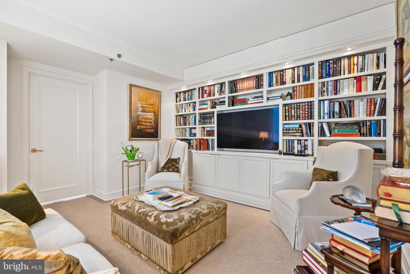 1155 23RD ST NW #7G, WASHINGTON, District Of Columbia 20037, 2 Bedrooms Bedrooms, ,3 BathroomsBathrooms,Residential,For sale,1155 23RD ST NW #7G,DCDC2245466 MLS # DCDC2245466