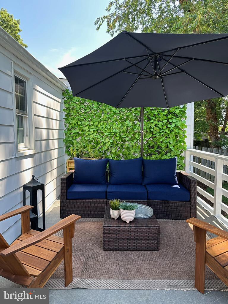 6711 FARRAGUT AVE, FALLS CHURCH, Virginia 22042, 3 Bedrooms Bedrooms, ,2 BathroomsBathrooms,Residential,For sale,6711 FARRAGUT AVE,VAFX2290140 MLS # VAFX2290140