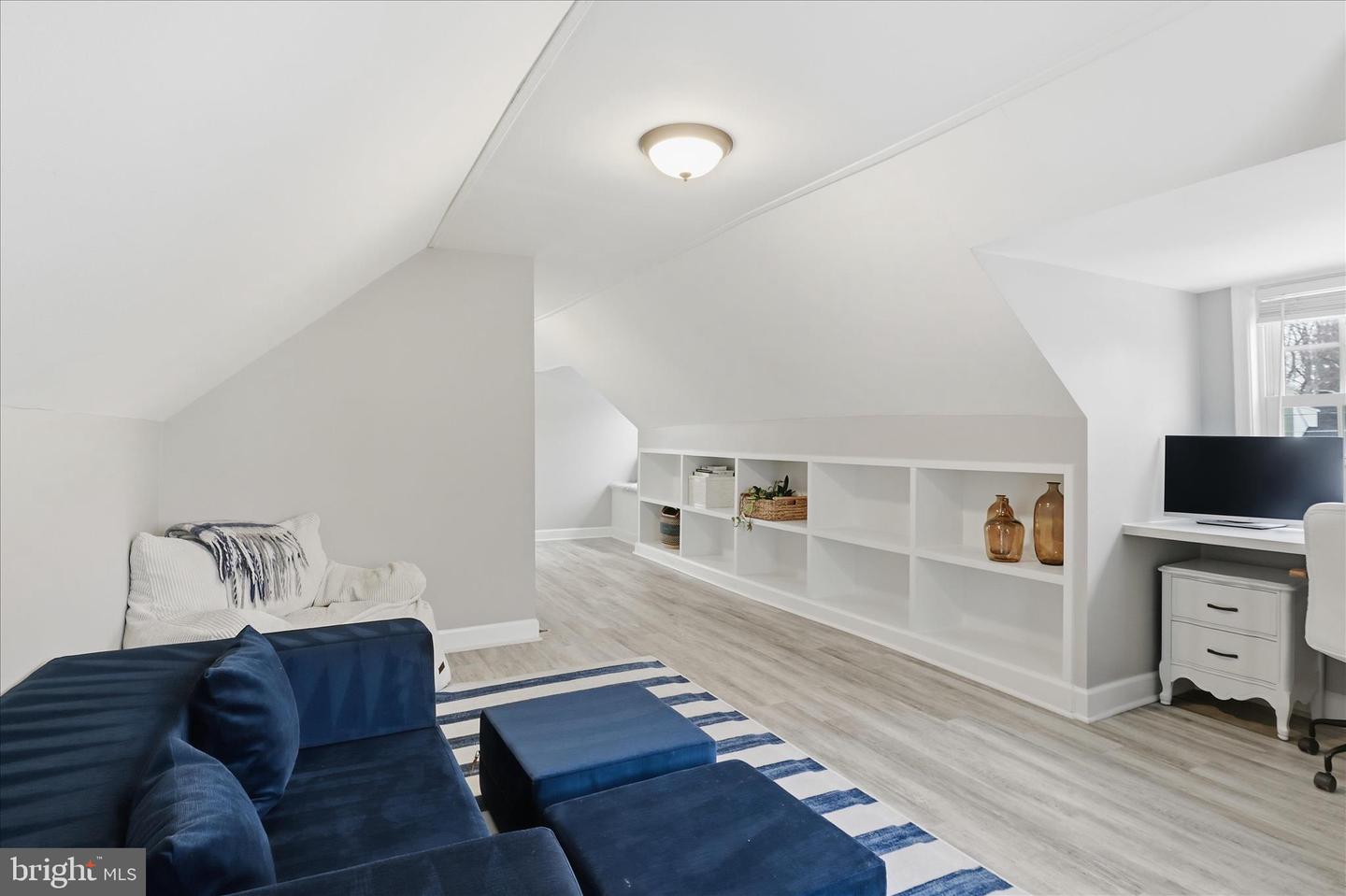 6711 FARRAGUT AVE, FALLS CHURCH, Virginia 22042, 3 Bedrooms Bedrooms, ,2 BathroomsBathrooms,Residential,For sale,6711 FARRAGUT AVE,VAFX2290140 MLS # VAFX2290140