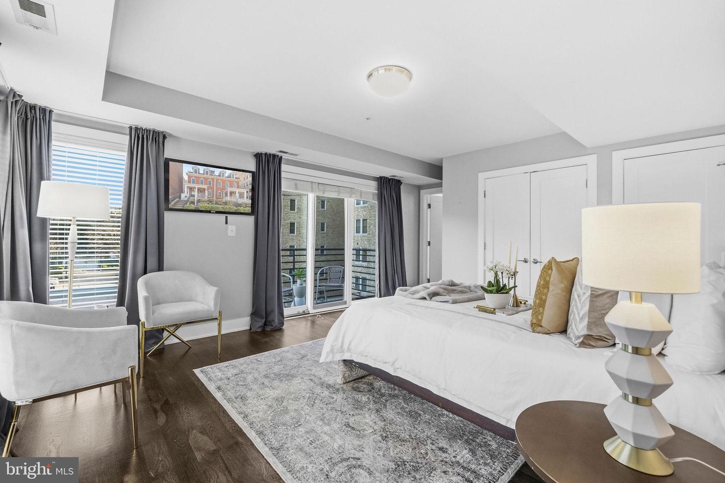 2012 NW KALORAMA RD NW #8, WASHINGTON, District Of Columbia 20009, 3 Bedrooms Bedrooms, ,3 BathroomsBathrooms,Residential,For sale,2012 NW KALORAMA RD NW #8,DCDC2245470 MLS # DCDC2245470