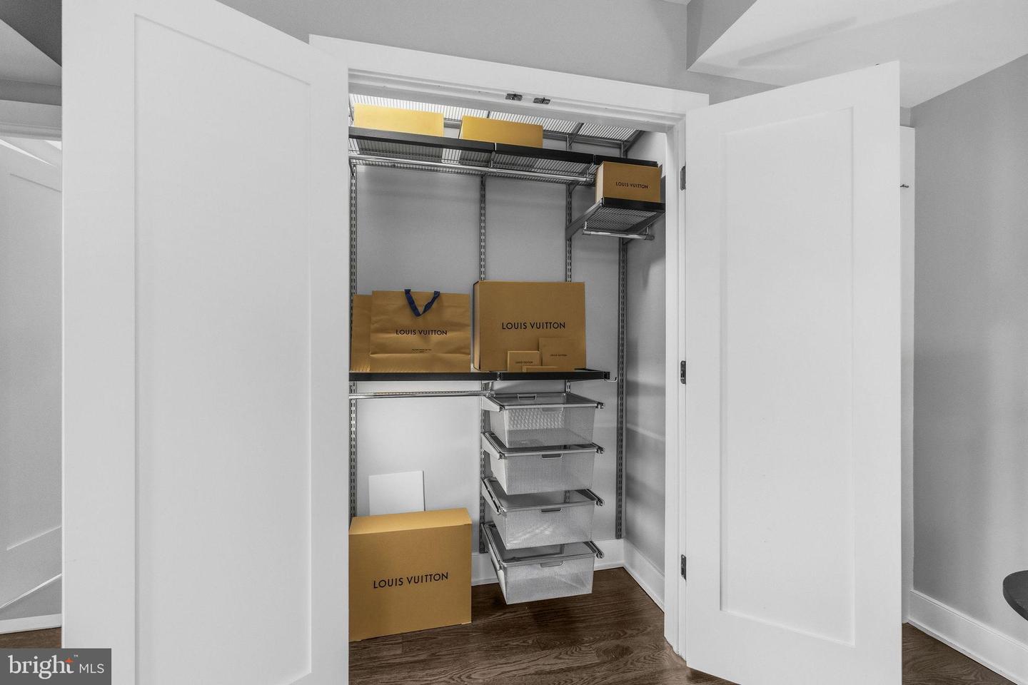 2012 NW KALORAMA RD NW #8, WASHINGTON, District Of Columbia 20009, 3 Bedrooms Bedrooms, ,3 BathroomsBathrooms,Residential,For sale,2012 NW KALORAMA RD NW #8,DCDC2245470 MLS # DCDC2245470