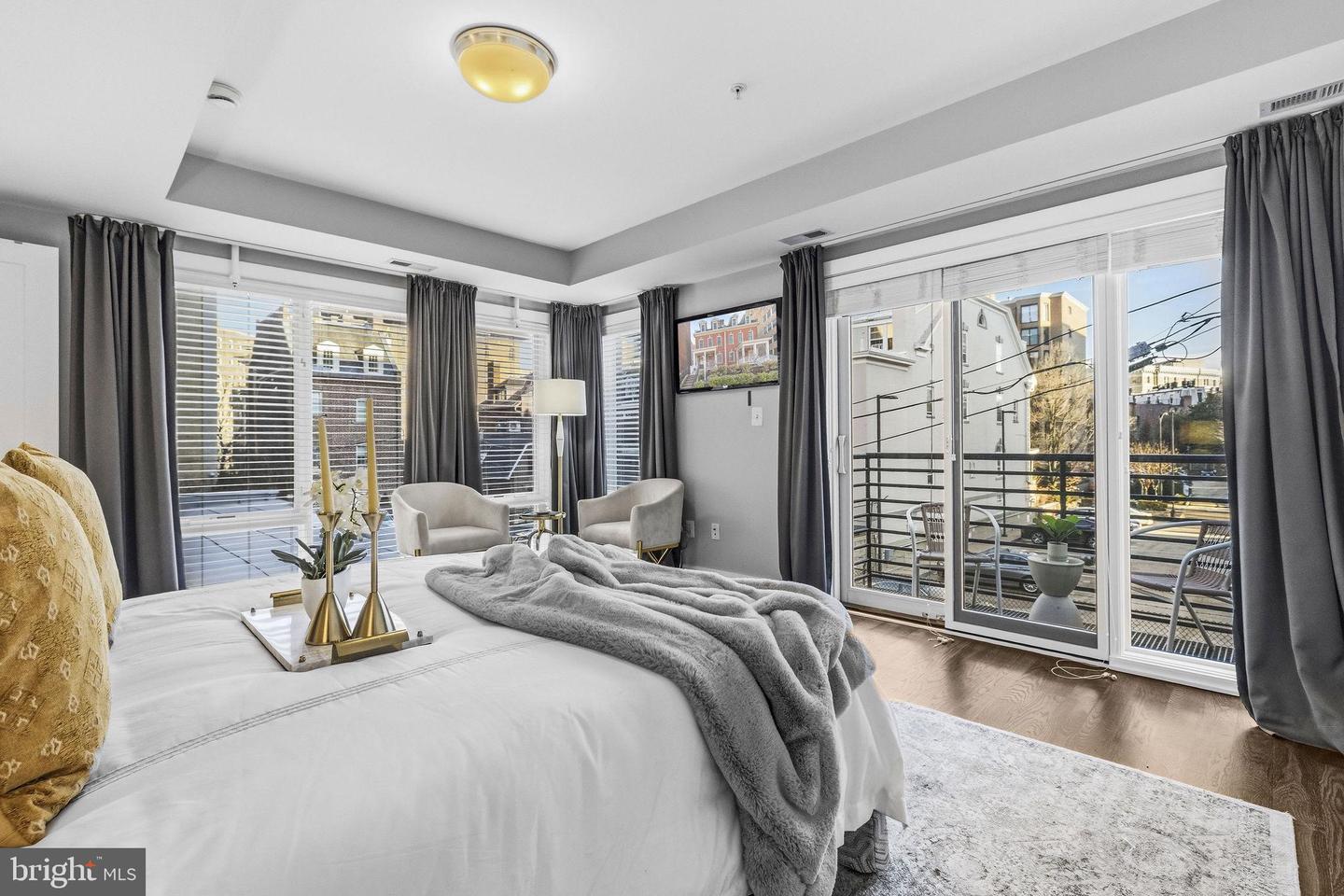 2012 NW KALORAMA RD NW #8, WASHINGTON, District Of Columbia 20009, 3 Bedrooms Bedrooms, ,3 BathroomsBathrooms,Residential,For sale,2012 NW KALORAMA RD NW #8,DCDC2245470 MLS # DCDC2245470