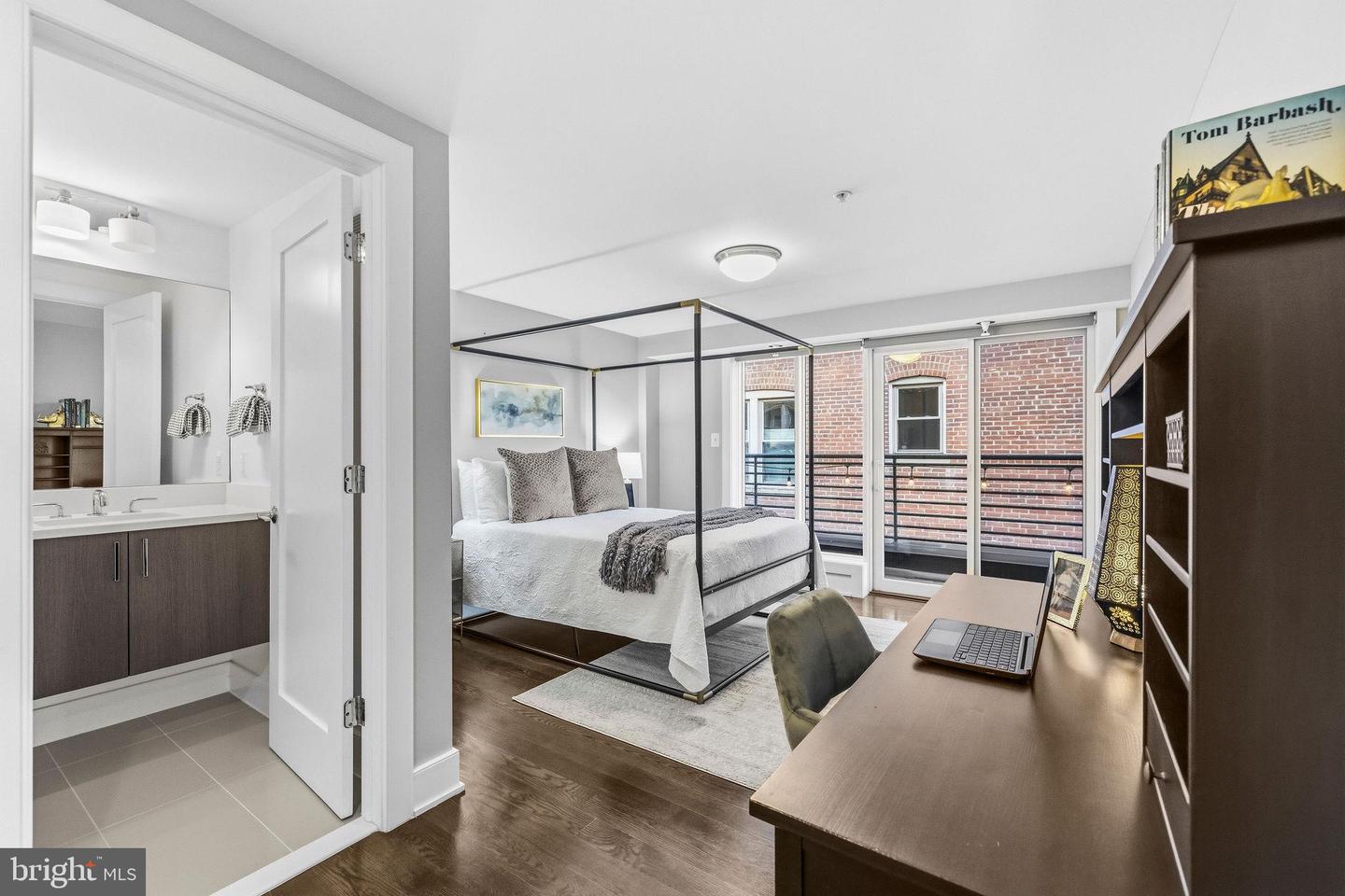 2012 NW KALORAMA RD NW #8, WASHINGTON, District Of Columbia 20009, 3 Bedrooms Bedrooms, ,3 BathroomsBathrooms,Residential,For sale,2012 NW KALORAMA RD NW #8,DCDC2245470 MLS # DCDC2245470