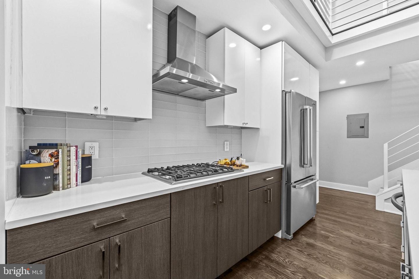 2012 NW KALORAMA RD NW #8, WASHINGTON, District Of Columbia 20009, 3 Bedrooms Bedrooms, ,3 BathroomsBathrooms,Residential,For sale,2012 NW KALORAMA RD NW #8,DCDC2245470 MLS # DCDC2245470