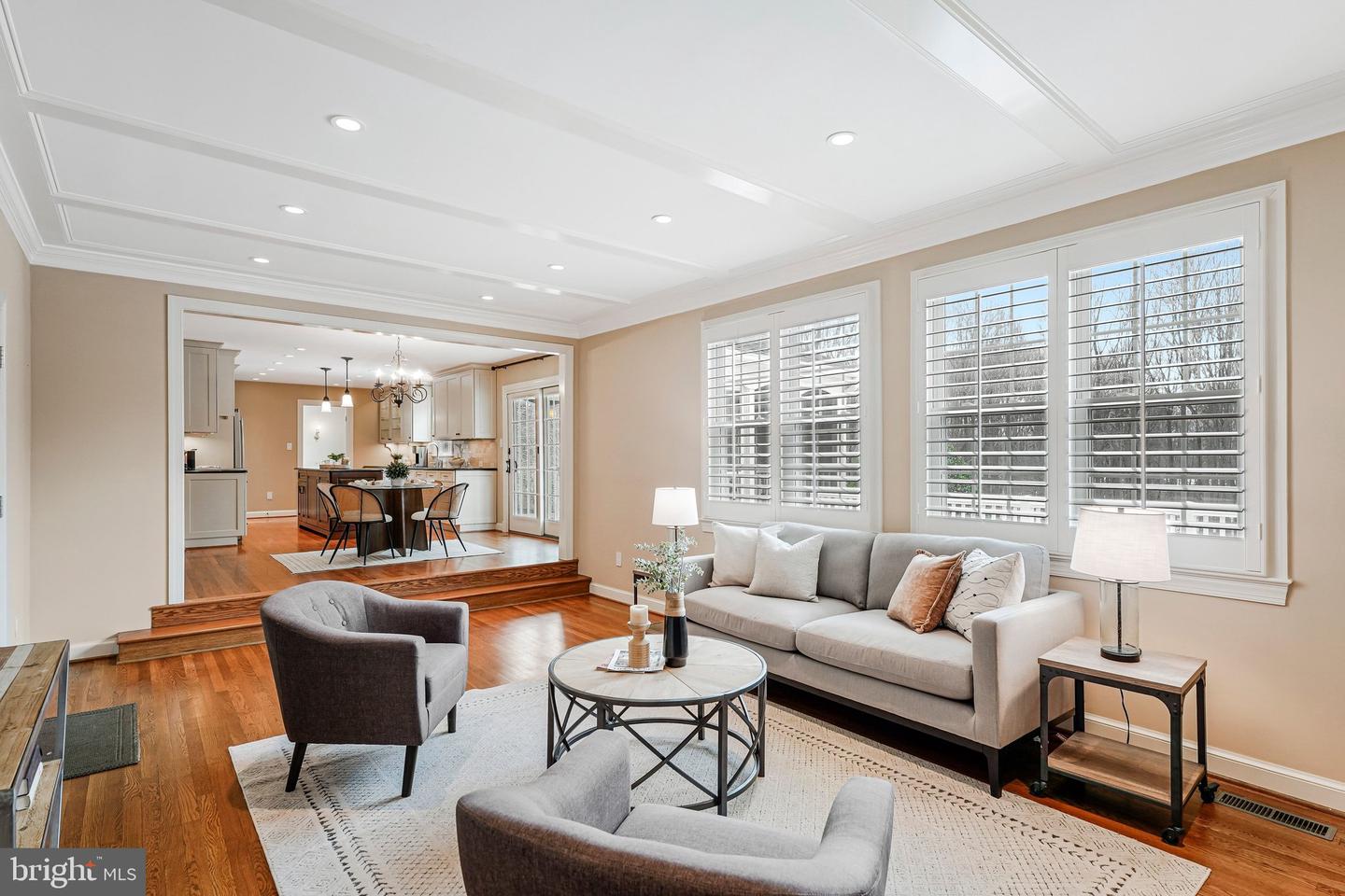 10500 MOUNT SUNAPEE RD., VIENNA, Virginia 22182, 6 Bedrooms Bedrooms, ,4 BathroomsBathrooms,Residential,For sale,10500 MOUNT SUNAPEE RD.,VAFX2290146 MLS # VAFX2290146