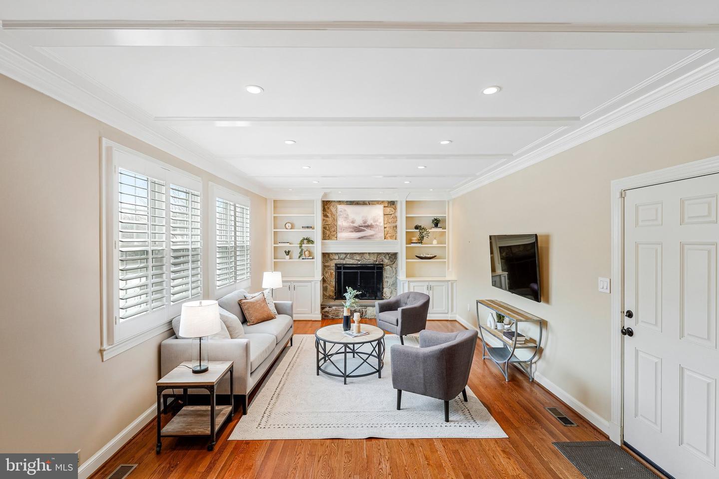 10500 MOUNT SUNAPEE RD., VIENNA, Virginia 22182, 6 Bedrooms Bedrooms, ,4 BathroomsBathrooms,Residential,For sale,10500 MOUNT SUNAPEE RD.,VAFX2290146 MLS # VAFX2290146