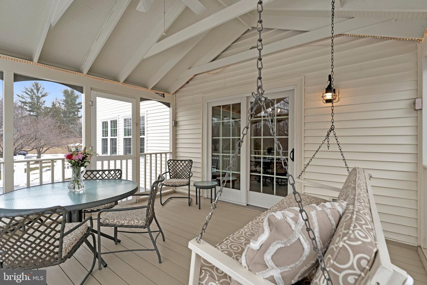 10500 MOUNT SUNAPEE RD., VIENNA, Virginia 22182, 6 Bedrooms Bedrooms, ,4 BathroomsBathrooms,Residential,For sale,10500 MOUNT SUNAPEE RD.,VAFX2290146 MLS # VAFX2290146