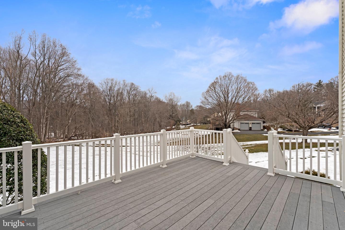 10500 MOUNT SUNAPEE RD., VIENNA, Virginia 22182, 6 Bedrooms Bedrooms, ,4 BathroomsBathrooms,Residential,For sale,10500 MOUNT SUNAPEE RD.,VAFX2290146 MLS # VAFX2290146