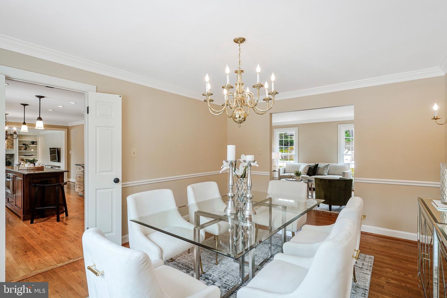 10500 MOUNT SUNAPEE RD., VIENNA, Virginia 22182, 6 Bedrooms Bedrooms, ,4 BathroomsBathrooms,Residential,For sale,10500 MOUNT SUNAPEE RD.,VAFX2290146 MLS # VAFX2290146