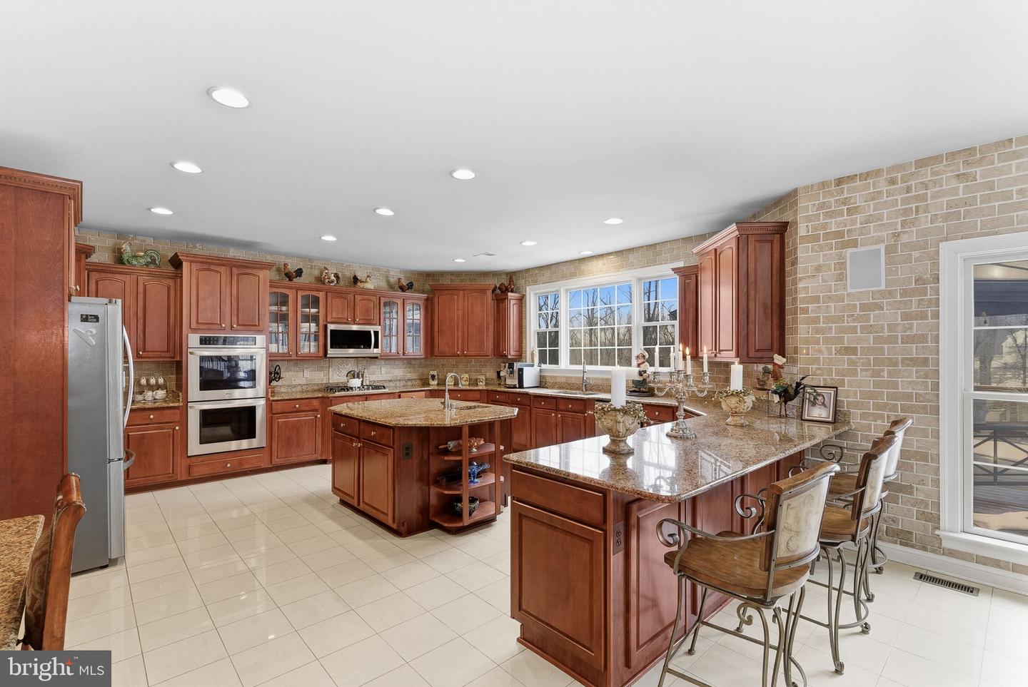 16655 MACNAUGHTON CT, PURCELLVILLE, Virginia 20132, 6 Bedrooms Bedrooms, ,5 BathroomsBathrooms,Residential,For sale,16655 MACNAUGHTON CT,VALO2115618 MLS # VALO2115618