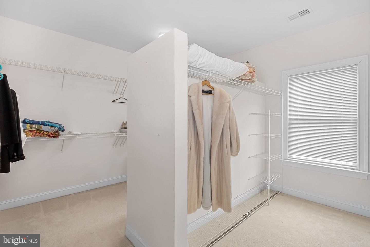 16655 MACNAUGHTON CT, PURCELLVILLE, Virginia 20132, 6 Bedrooms Bedrooms, ,5 BathroomsBathrooms,Residential,For sale,16655 MACNAUGHTON CT,VALO2115618 MLS # VALO2115618