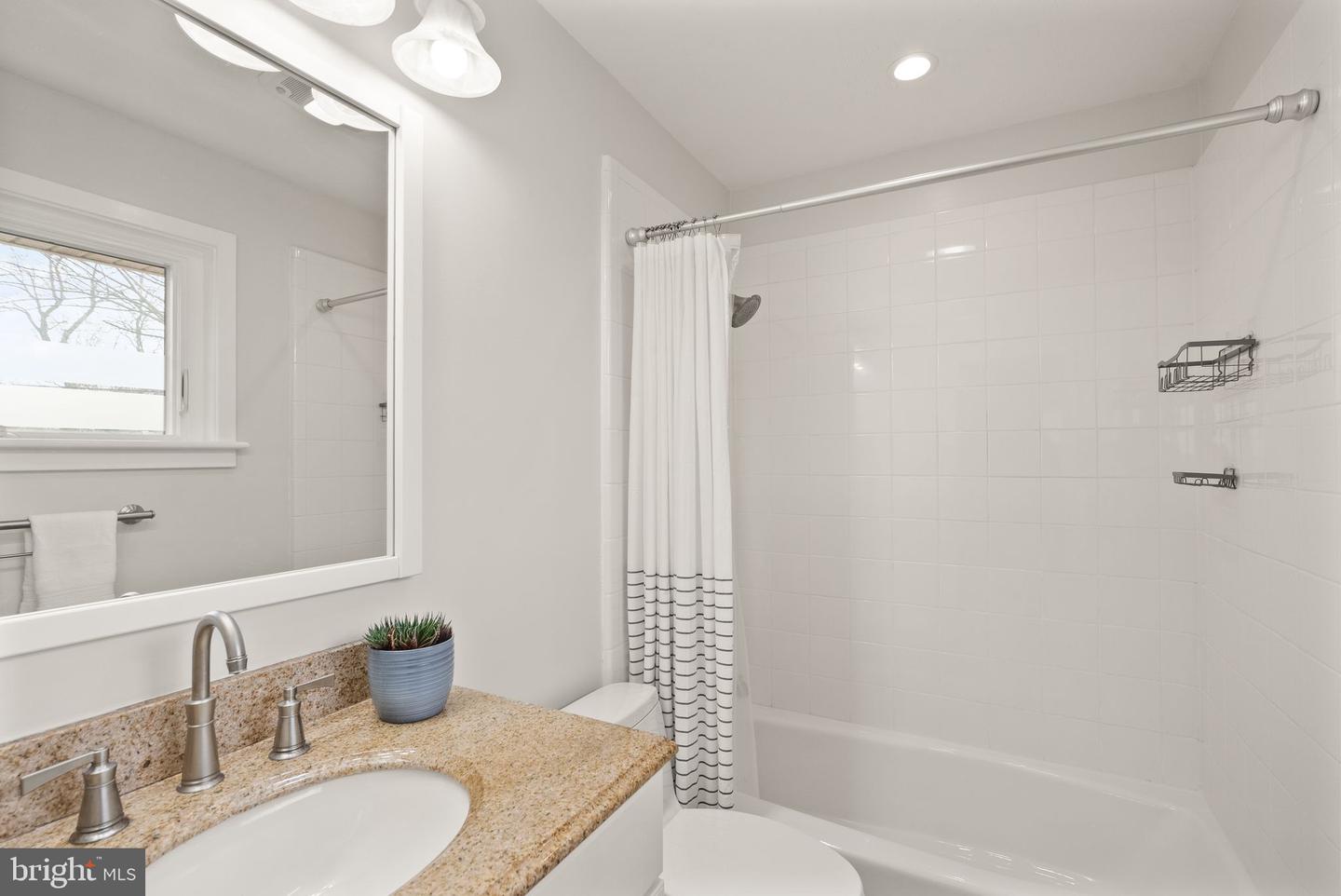 8108 CARRICK LN, SPRINGFIELD, Virginia 22151, 4 Bedrooms Bedrooms, ,3 BathroomsBathrooms,Residential,For sale,8108 CARRICK LN,VAFX2290154 MLS # VAFX2290154 8108 CARRICK LN, SPRINGFIELD, Virginia 22151, 4 Bedrooms Bedrooms, ,3 BathroomsBathrooms,Residential,For sale,8108 CARRICK LN,VAFX2290154 MLS # VAFX2290154