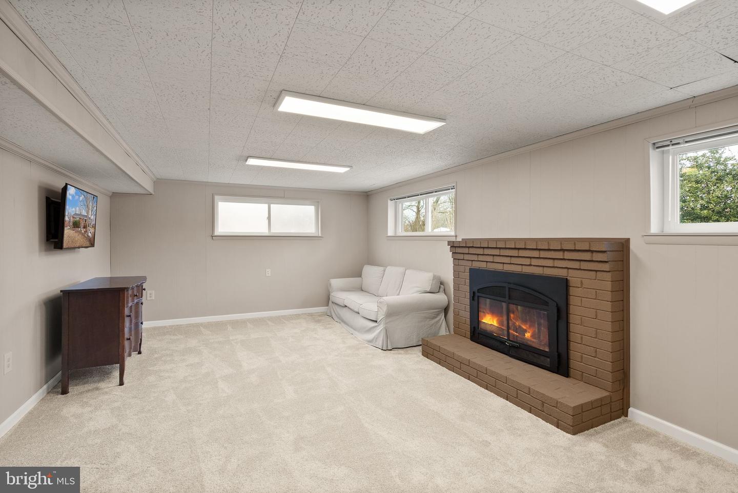 8108 CARRICK LN, SPRINGFIELD, Virginia 22151, 4 Bedrooms Bedrooms, ,3 BathroomsBathrooms,Residential,For sale,8108 CARRICK LN,VAFX2290154 MLS # VAFX2290154 8108 CARRICK LN, SPRINGFIELD, Virginia 22151, 4 Bedrooms Bedrooms, ,3 BathroomsBathrooms,Residential,For sale,8108 CARRICK LN,VAFX2290154 MLS # VAFX2290154