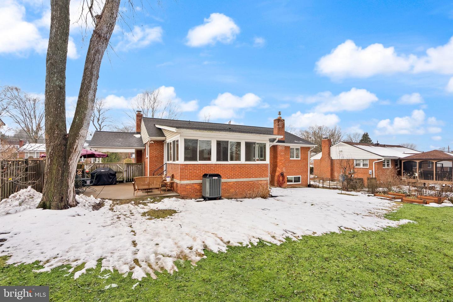 8108 CARRICK LN, SPRINGFIELD, Virginia 22151, 4 Bedrooms Bedrooms, ,3 BathroomsBathrooms,Residential,For sale,8108 CARRICK LN,VAFX2290154 MLS # VAFX2290154 8108 CARRICK LN, SPRINGFIELD, Virginia 22151, 4 Bedrooms Bedrooms, ,3 BathroomsBathrooms,Residential,For sale,8108 CARRICK LN,VAFX2290154 MLS # VAFX2290154