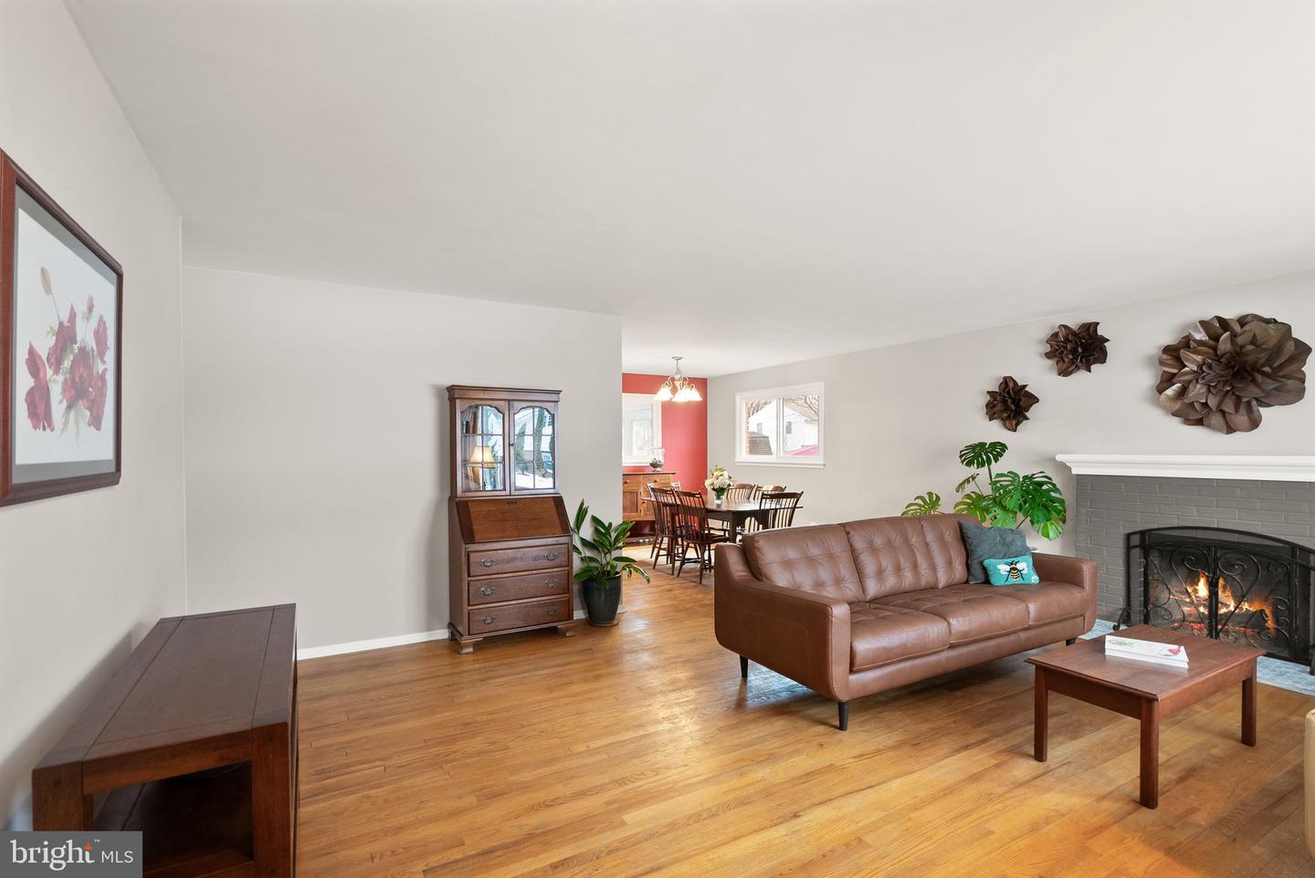 8108 CARRICK LN, SPRINGFIELD, Virginia 22151, 4 Bedrooms Bedrooms, ,3 BathroomsBathrooms,Residential,For sale,8108 CARRICK LN,VAFX2290154 MLS # VAFX2290154 8108 CARRICK LN, SPRINGFIELD, Virginia 22151, 4 Bedrooms Bedrooms, ,3 BathroomsBathrooms,Residential,For sale,8108 CARRICK LN,VAFX2290154 MLS # VAFX2290154