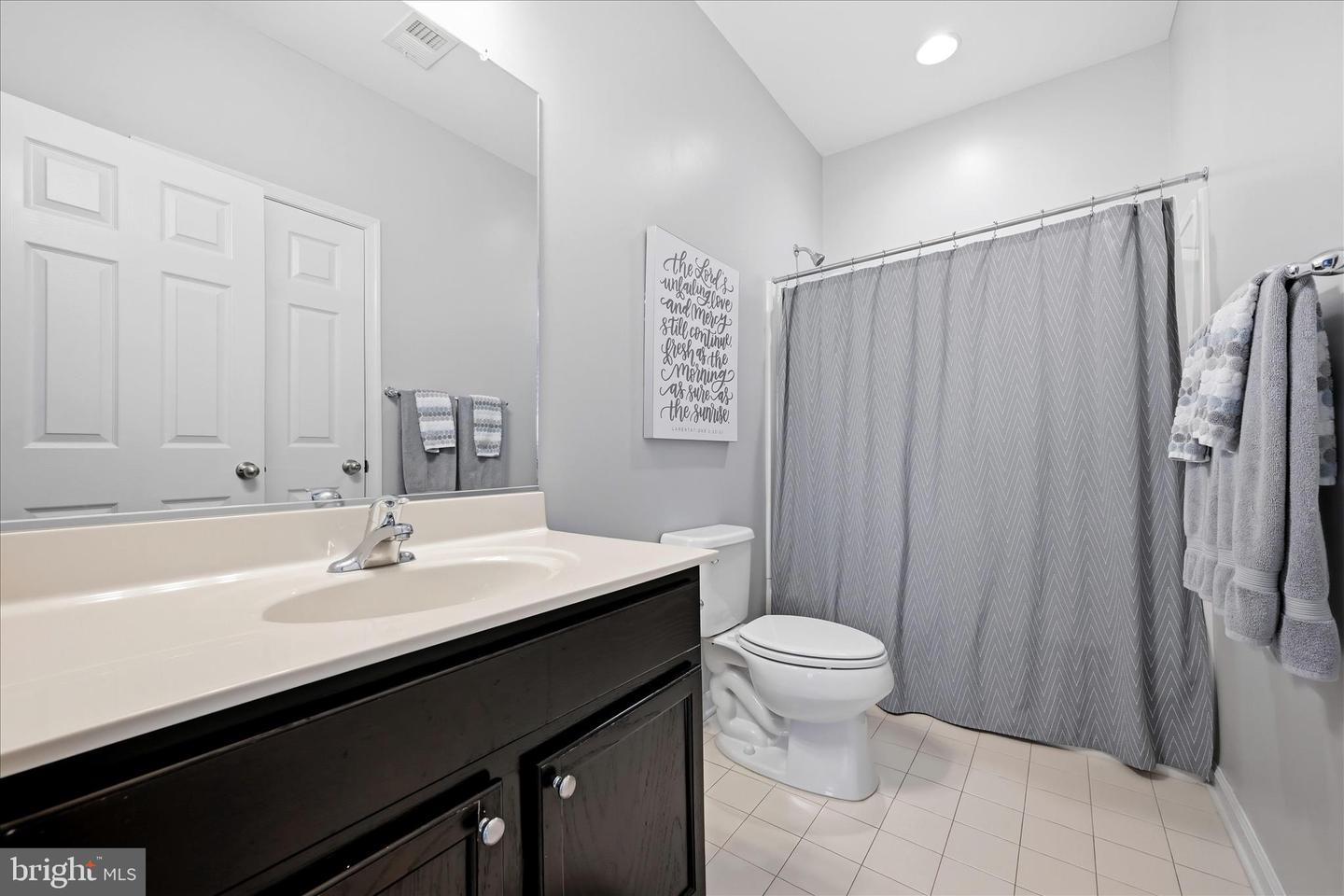 221 COBBLE STONE DR, WINCHESTER, Virginia 22602, 4 Bedrooms Bedrooms, ,3 BathroomsBathrooms,Residential,For sale,221 COBBLE STONE DR,VAFV2039498 MLS # VAFV2039498