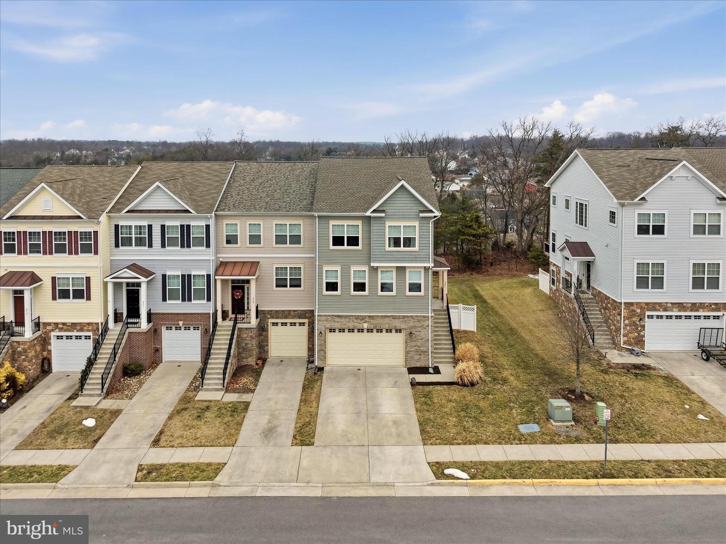 221 COBBLE STONE DR, WINCHESTER, Virginia 22602, 4 Bedrooms Bedrooms, ,3 BathroomsBathrooms,Residential,For sale,221 COBBLE STONE DR,VAFV2039498 MLS # VAFV2039498