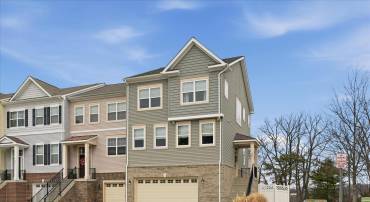 221 COBBLE STONE DR, WINCHESTER, Virginia 22602, 4 Bedrooms Bedrooms, ,3 BathroomsBathrooms,Residential,For sale,221 COBBLE STONE DR,VAFV2039498 MLS # VAFV2039498