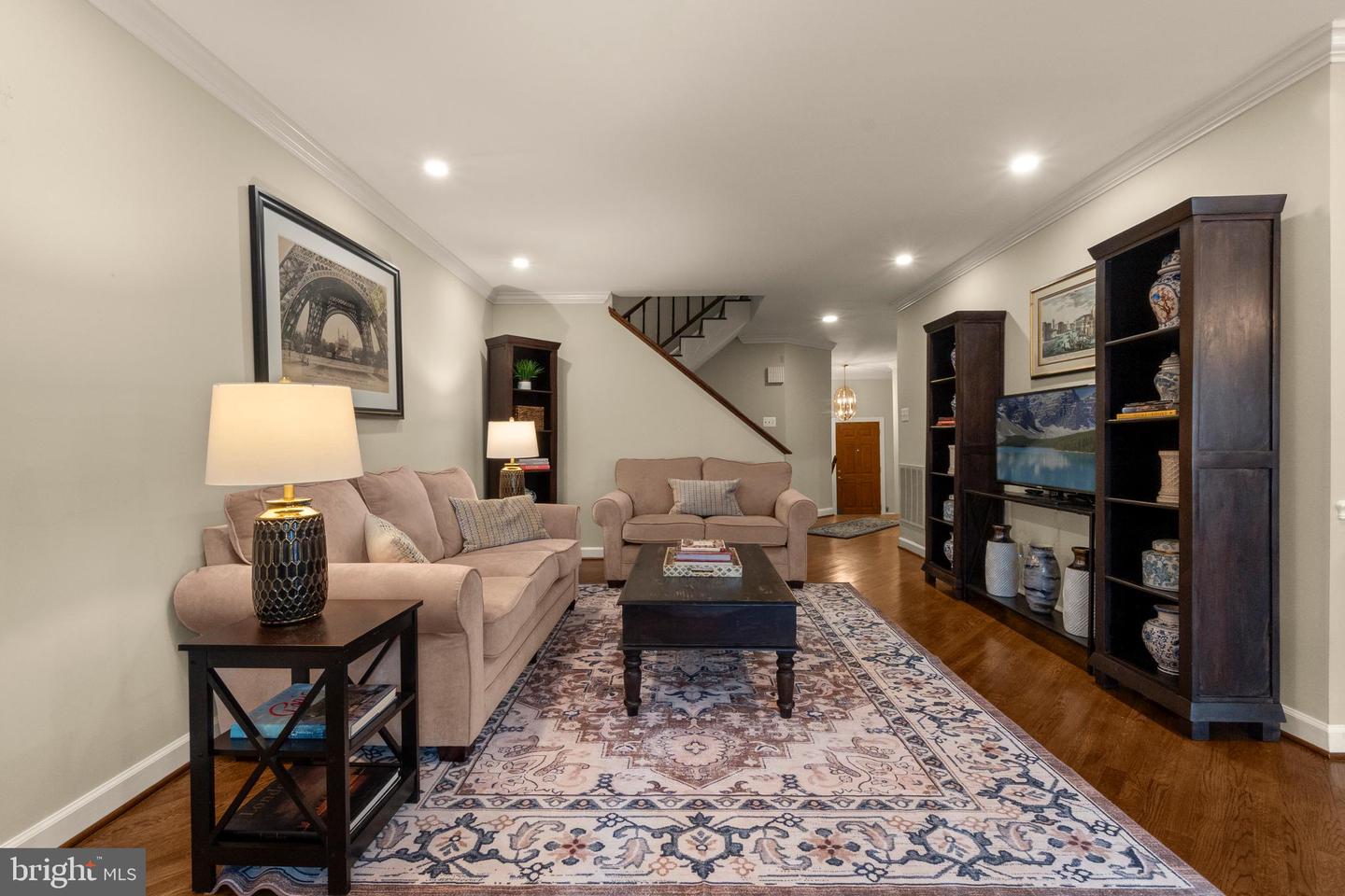 5203 COTTINGHAM PL, ALEXANDRIA, Virginia 22304, 3 Bedrooms Bedrooms, ,3 BathroomsBathrooms,Residential,For sale,5203 COTTINGHAM PL,VAFX2290208 MLS # VAFX2290208