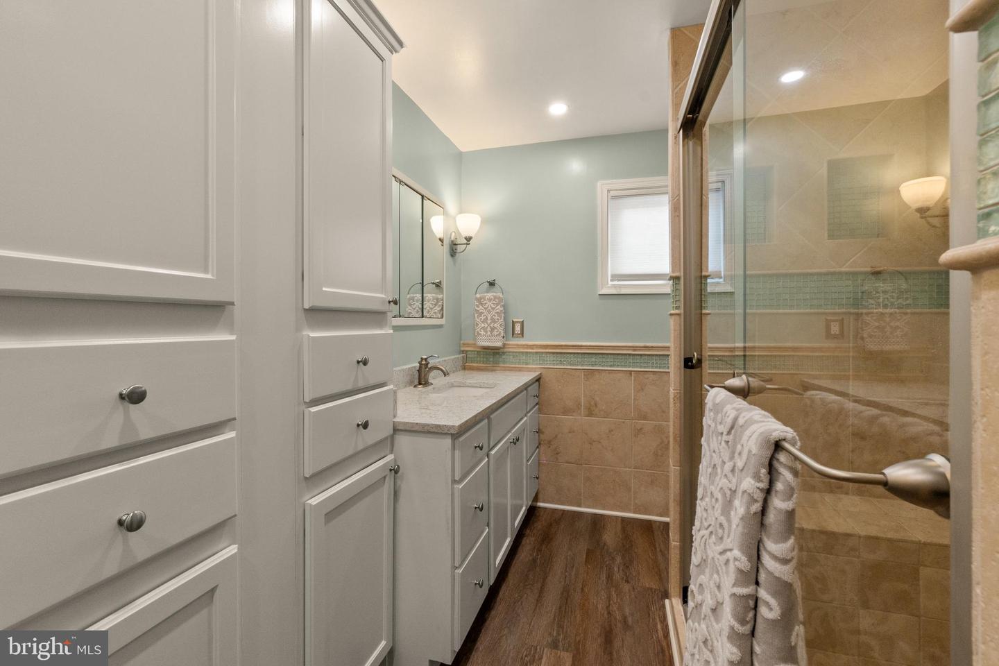 5203 COTTINGHAM PL, ALEXANDRIA, Virginia 22304, 3 Bedrooms Bedrooms, ,3 BathroomsBathrooms,Residential,For sale,5203 COTTINGHAM PL,VAFX2290208 MLS # VAFX2290208