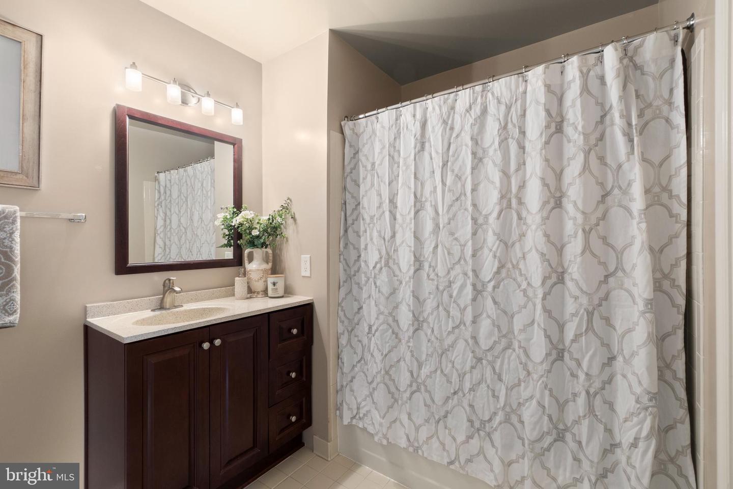 5203 COTTINGHAM PL, ALEXANDRIA, Virginia 22304, 3 Bedrooms Bedrooms, ,3 BathroomsBathrooms,Residential,For sale,5203 COTTINGHAM PL,VAFX2290208 MLS # VAFX2290208