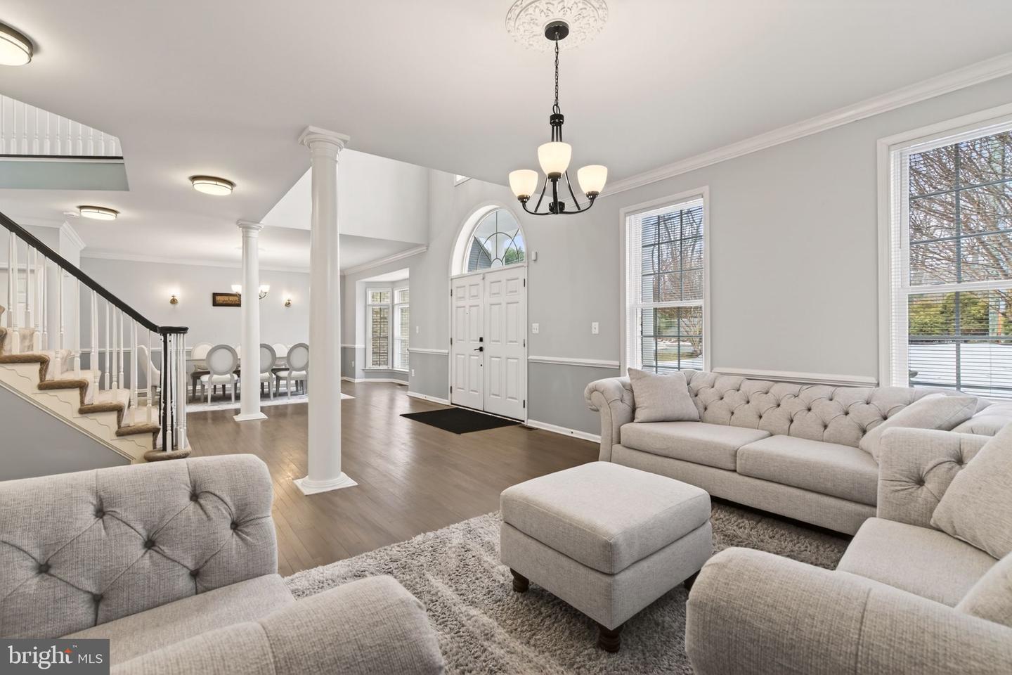 8020 POHICK RD, SPRINGFIELD, Virginia 22153, 6 Bedrooms Bedrooms, ,5 BathroomsBathrooms,Residential,For sale,8020 POHICK RD,VAFX2290294 MLS # VAFX2290294