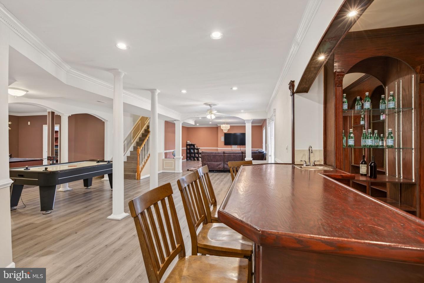 8020 POHICK RD, SPRINGFIELD, Virginia 22153, 6 Bedrooms Bedrooms, ,5 BathroomsBathrooms,Residential,For sale,8020 POHICK RD,VAFX2290294 MLS # VAFX2290294