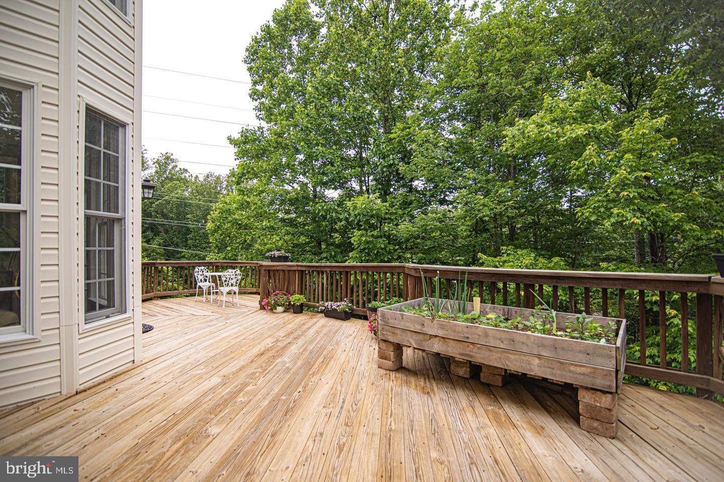 8020 POHICK RD, SPRINGFIELD, Virginia 22153, 6 Bedrooms Bedrooms, ,5 BathroomsBathrooms,Residential,For sale,8020 POHICK RD,VAFX2290294 MLS # VAFX2290294