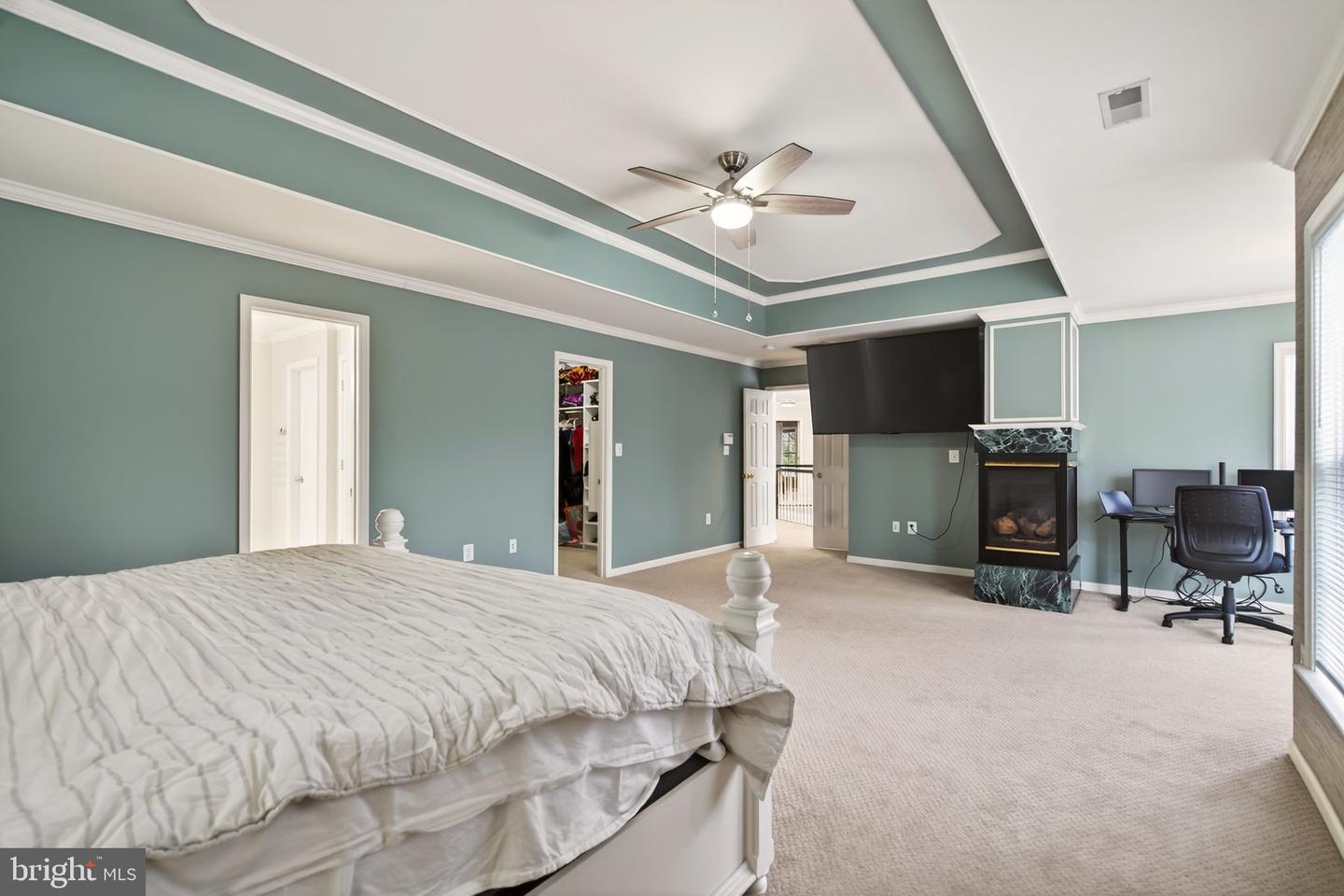 8020 POHICK RD, SPRINGFIELD, Virginia 22153, 6 Bedrooms Bedrooms, ,5 BathroomsBathrooms,Residential,For sale,8020 POHICK RD,VAFX2290294 MLS # VAFX2290294