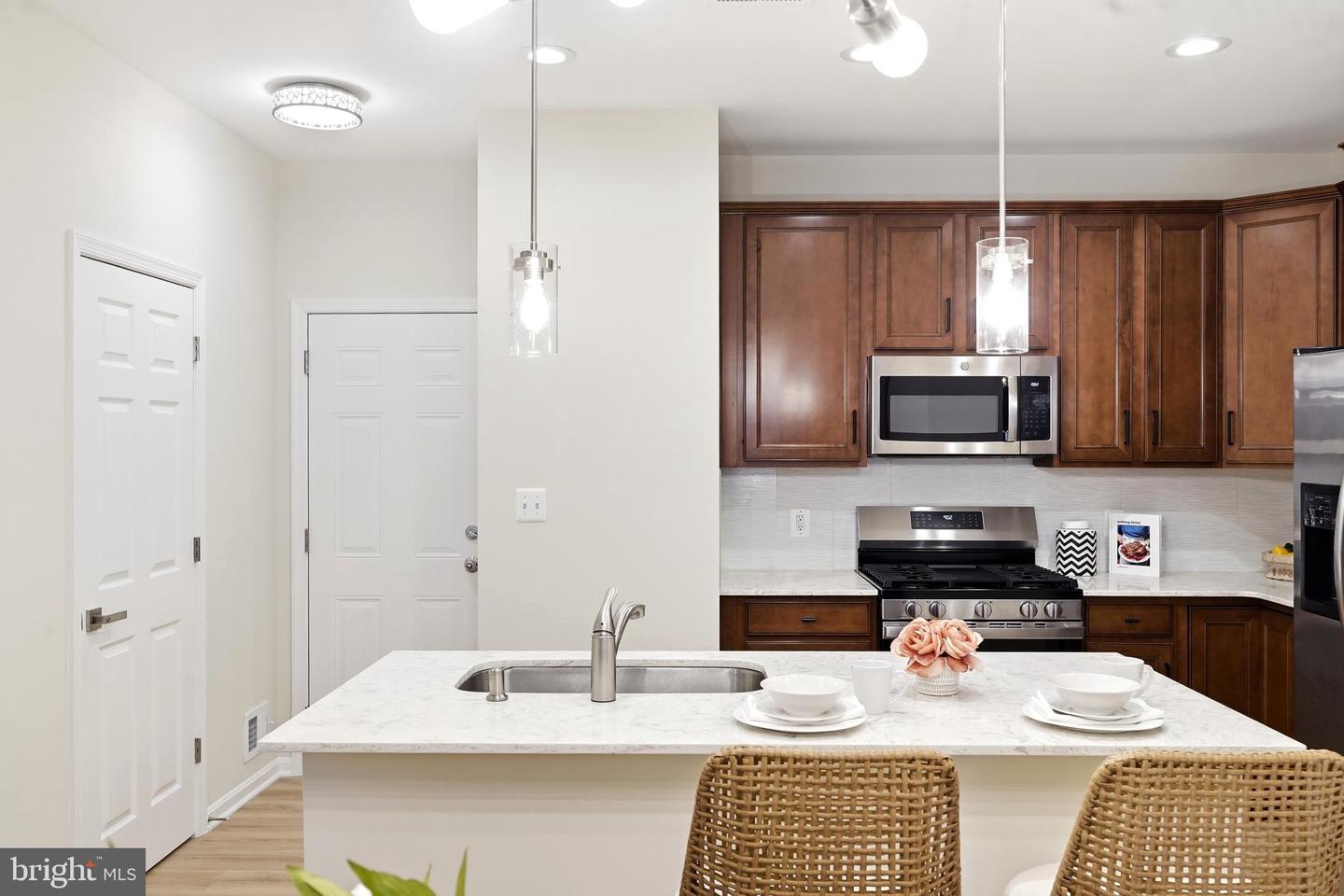 43803 KINGSTON STATION TER, ASHBURN, Virginia 20148, 3 Bedrooms Bedrooms, ,2 BathroomsBathrooms,Residential,For sale,43803 KINGSTON STATION TER,VALO2115688 MLS # VALO2115688 43803 KINGSTON STATION TER, ASHBURN, Virginia 20148, 3 Bedrooms Bedrooms, ,2 BathroomsBathrooms,Residential,For sale,43803 KINGSTON STATION TER,VALO2115688 MLS # VALO2115688